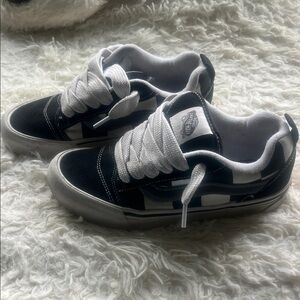 Vans Men 5/ women 6.5  Checkered Sneakers